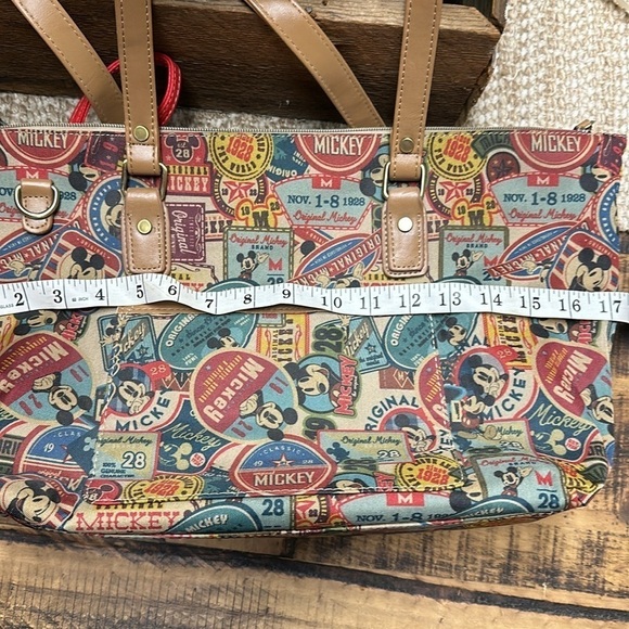 Disney Mickey Mouse tote bag with matching wristlet  nwt lots of room patch work - Picture 8 of 11